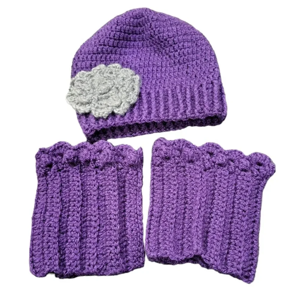 NWOT Handmade Women's Purple Knit Beanie Hat & Wrist Warmers Set, Gray Flower